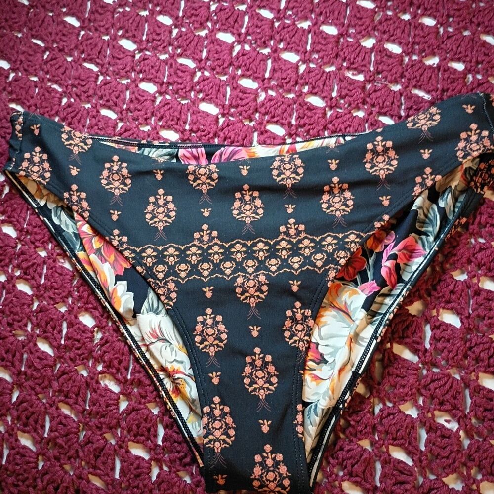 New With Tags Maaji 3XL Reversable Bikini Bottom Ladies Size 10